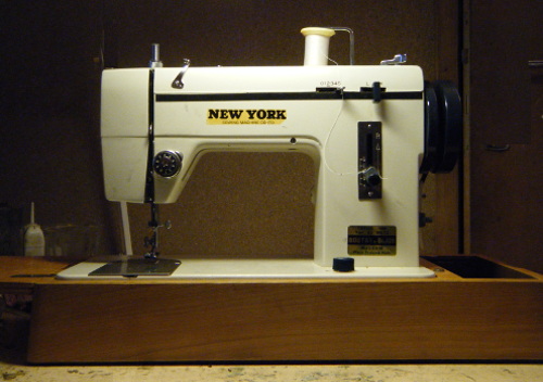 Machine  point zigzag, New-York, tout mtal